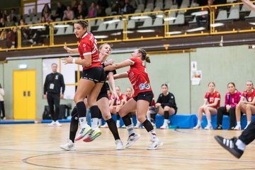 Bild 162 - wBJ SV Henstedt Ulzburg - HSG Holstein Kiel/Kronshagen : Ergebnis: 30:28